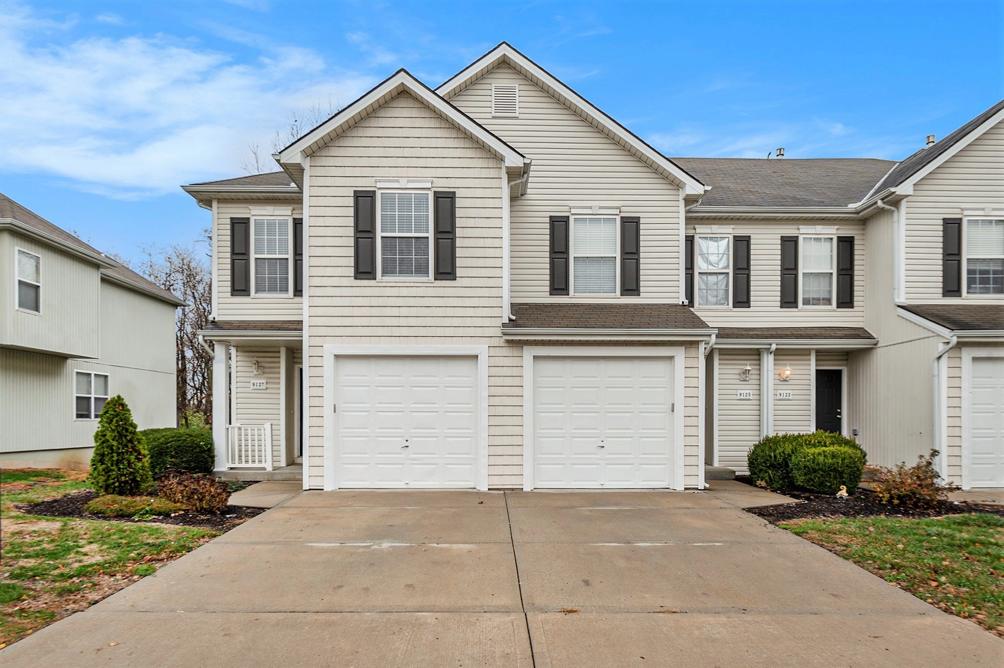 Tiffany Hills Townhomes Banner 1